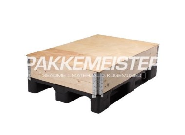 Wooden pallets and pallet collars